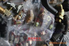 長(zhǎng)慶CQK5100TGS固井供水車用的康明斯EQB160-20發(fā)動(dòng)機(jī)的配件及修理