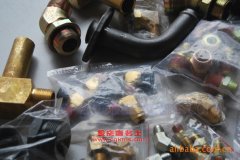 奧鈴BJ5050VBBE8-A廂式運輸車用的康明斯EQB125-20發(fā)動機的配件及修理